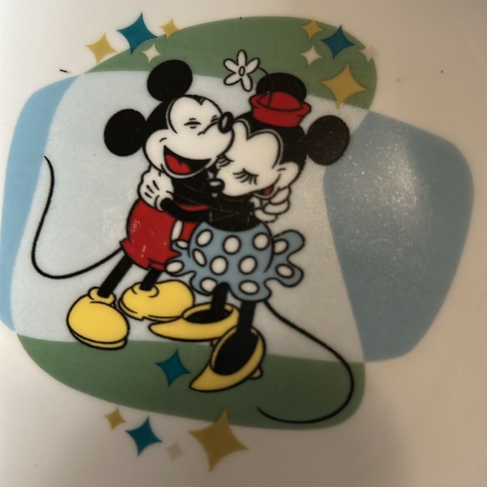 Vintage Gibson Disney Mickey & Minnie, Mickey & Pluto Ceramic Cereal Soup Bowls - Picture 4 of 11